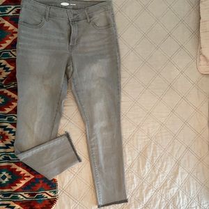 Old Navy Super Skinny grey jeans